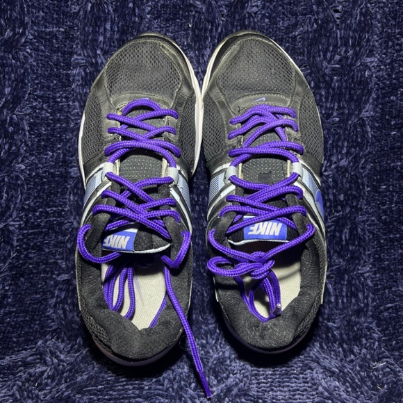 Women's Nike Dart 10 Running Shoe Black/Blue Size 10 580427-003 - Picture 5 of 8